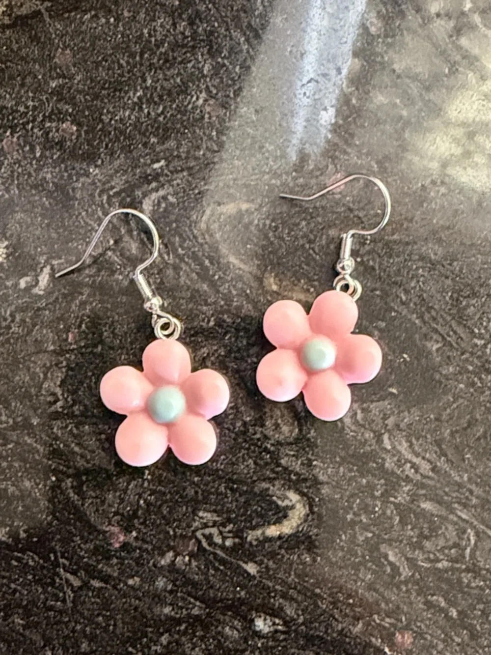 3/$30 Pink Flower Drop Earrings with Blue Centers